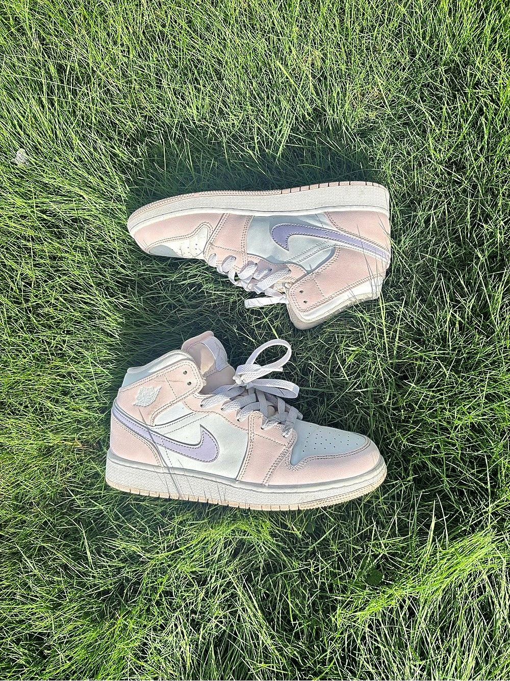 Jordan 1 Mid "Pink Wash" sneakers (Grade School) Size 6.5Y